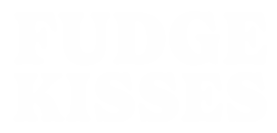logo-fudge-kisses-text